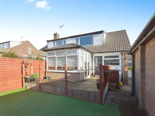 Meadow Park Drive, Stanningley, Pudseyphoto