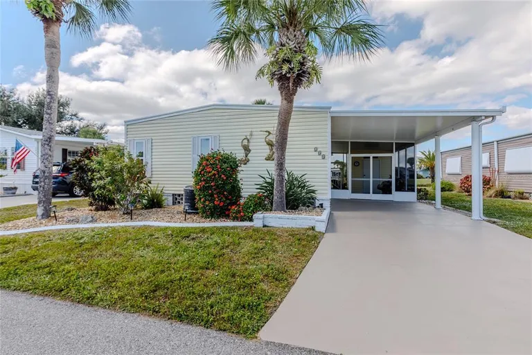 2100 Kings Hwy, Port Charlotte, FL 33980