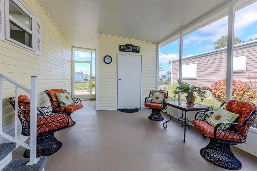 2100 Kings Hwy, Port Charlotte, FL 33980