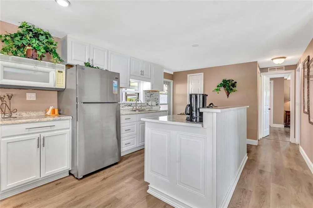 2100 Kings Hwy, Port Charlotte, FL 33980