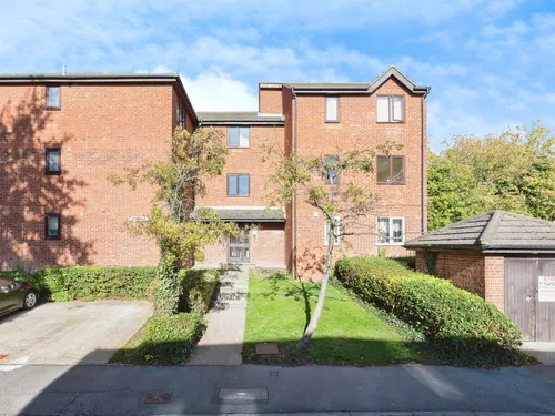 Linnet Way, Purfleet-On-Thamesphoto