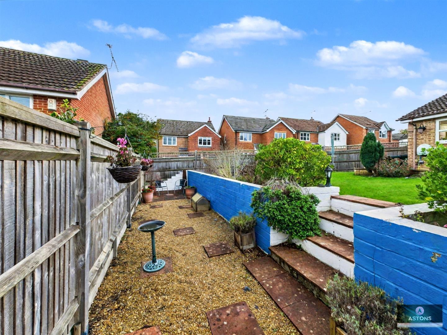 Barber Close, Maidenbower Image 17