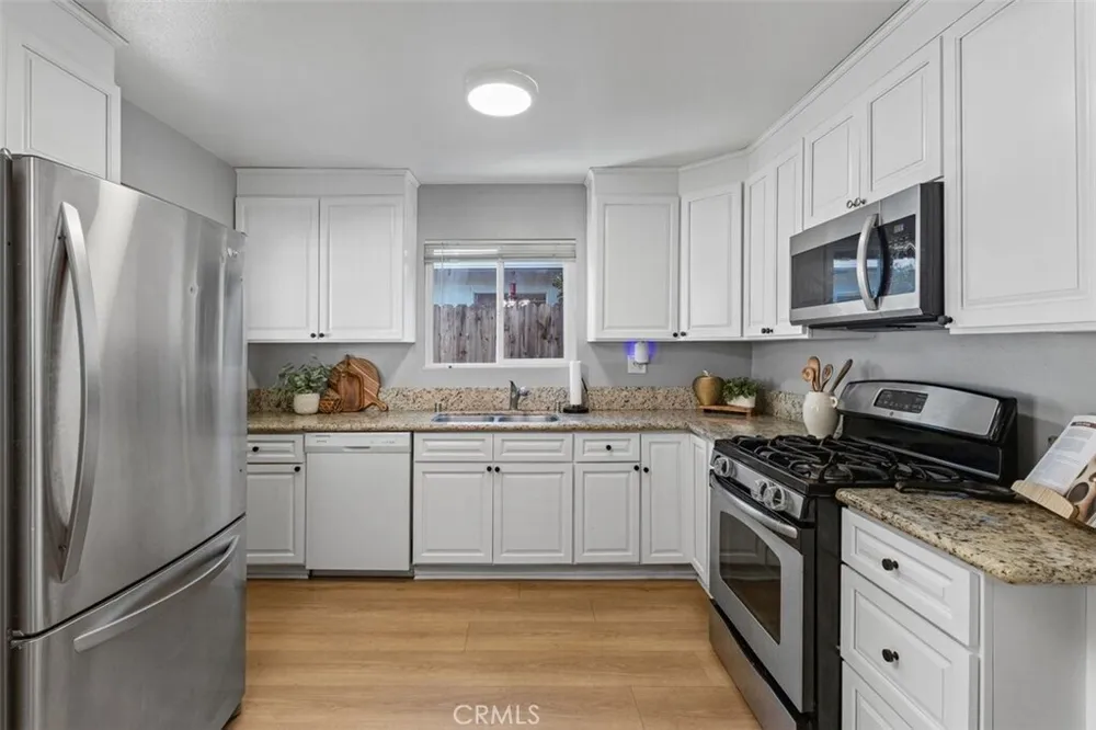 123 E Wilson Ave, Orange, CA 92867