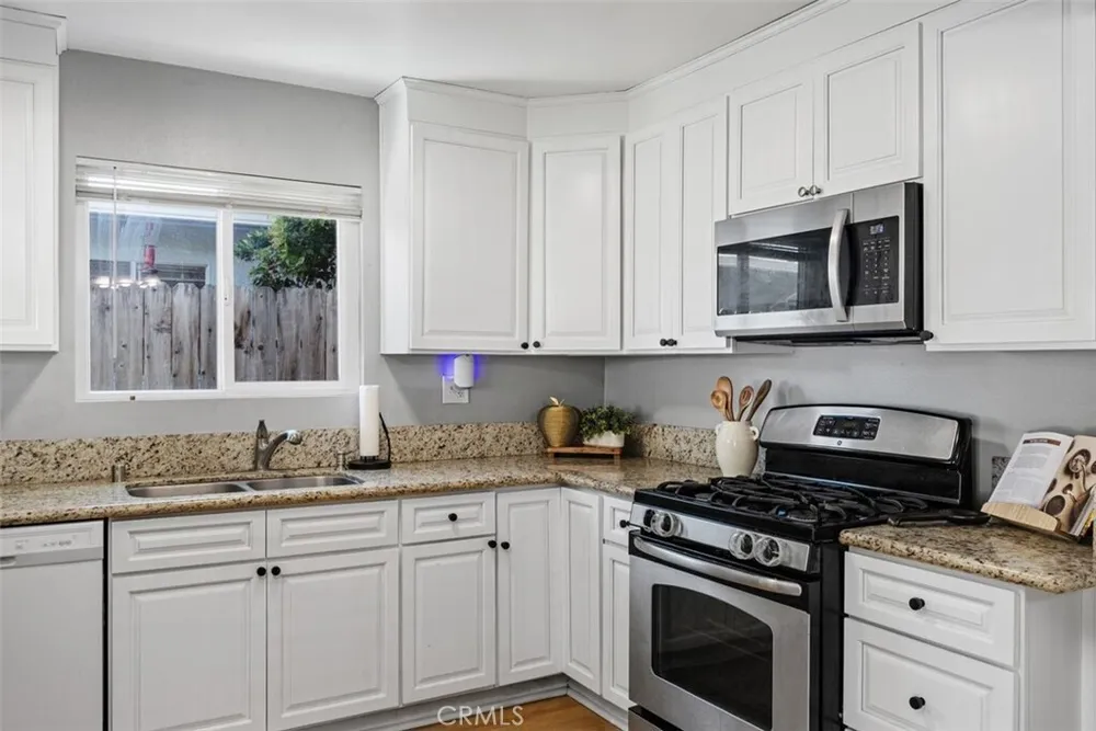 123 E Wilson Ave, Orange, CA 92867