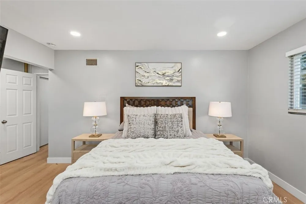 123 E Wilson Ave, Orange, CA 92867