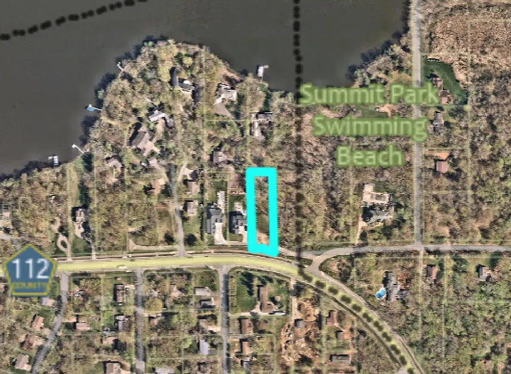 1050 Old Long Lake Rd, Wayzata, MN 55391