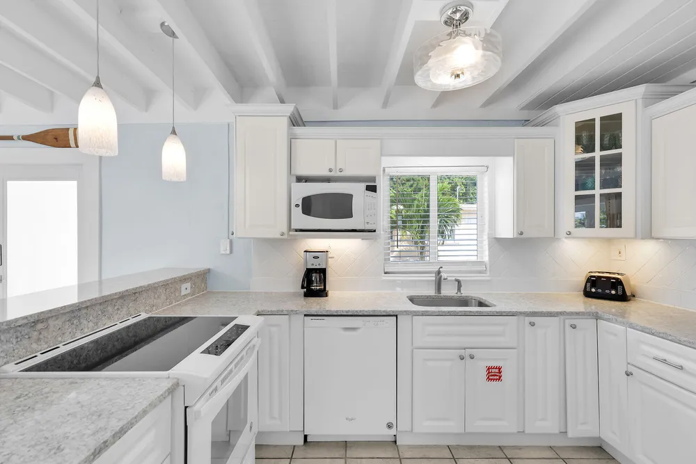 11725 3rd Avenue Ocean, Marathon, FL 33050