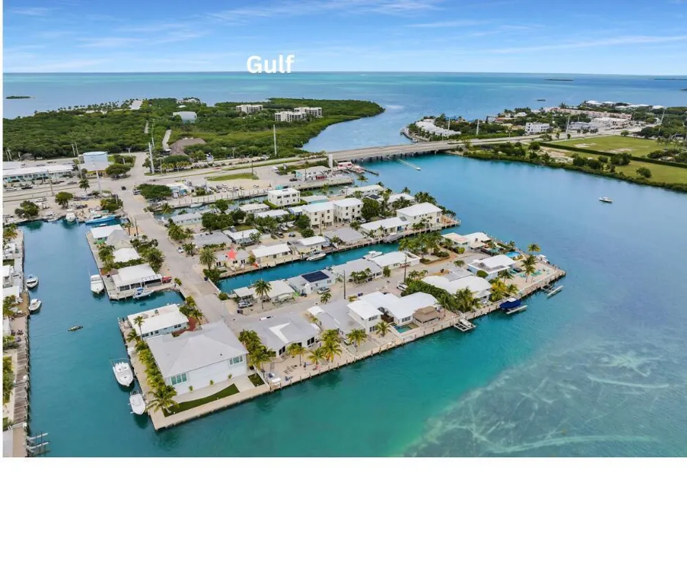 11725 3rd Avenue Ocean, Marathon, FL 33050