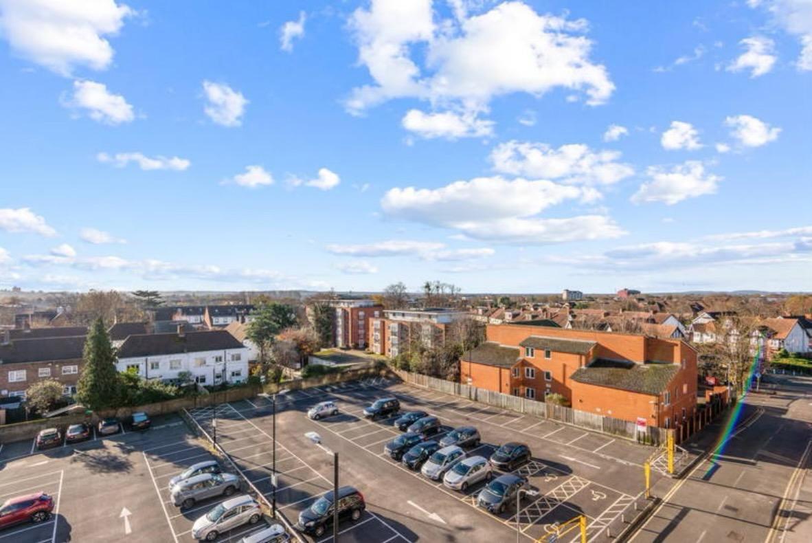 Mosaic Apartments, Slough Image 7