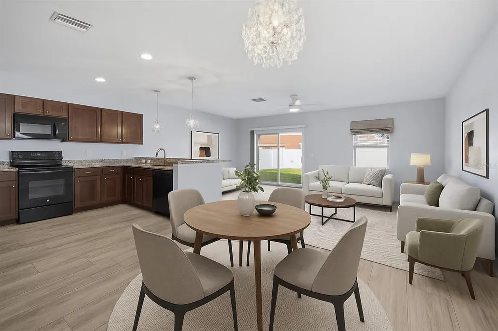 4035 11th St E, Bradenton, FL 34208