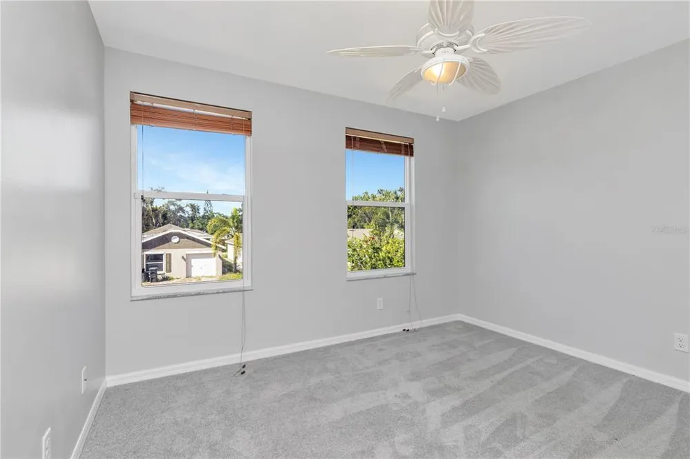 4035 11th St E, Bradenton, FL 34208