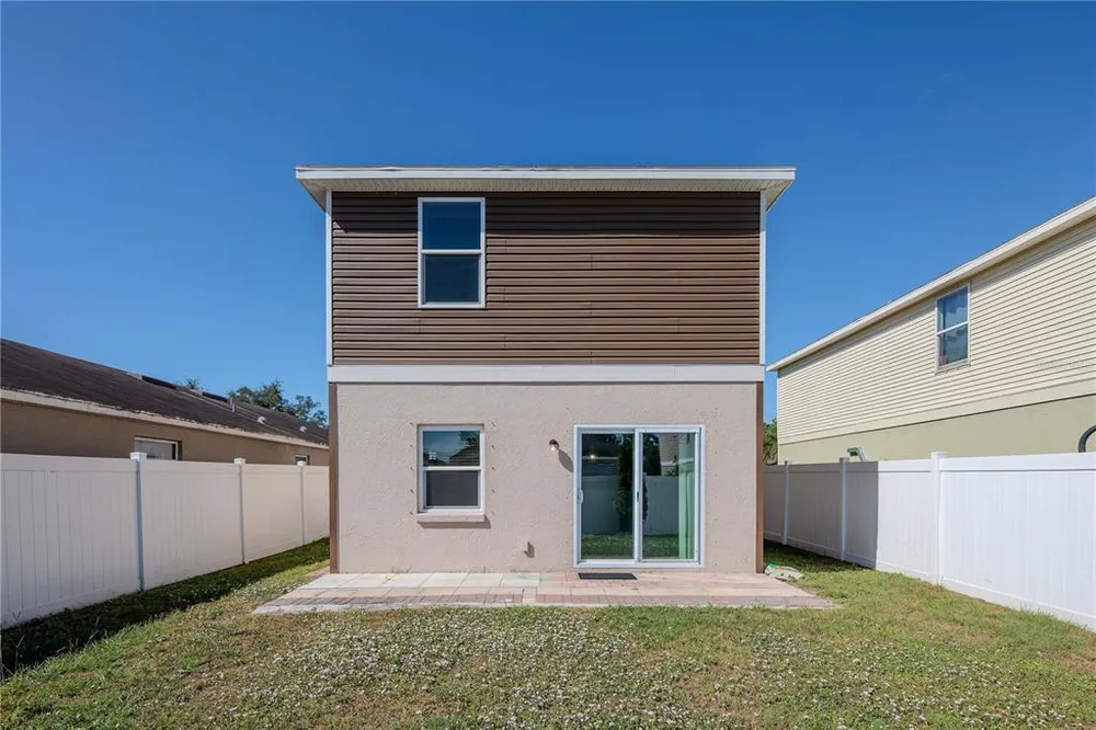 4035 11th St E, Bradenton, FL 34208