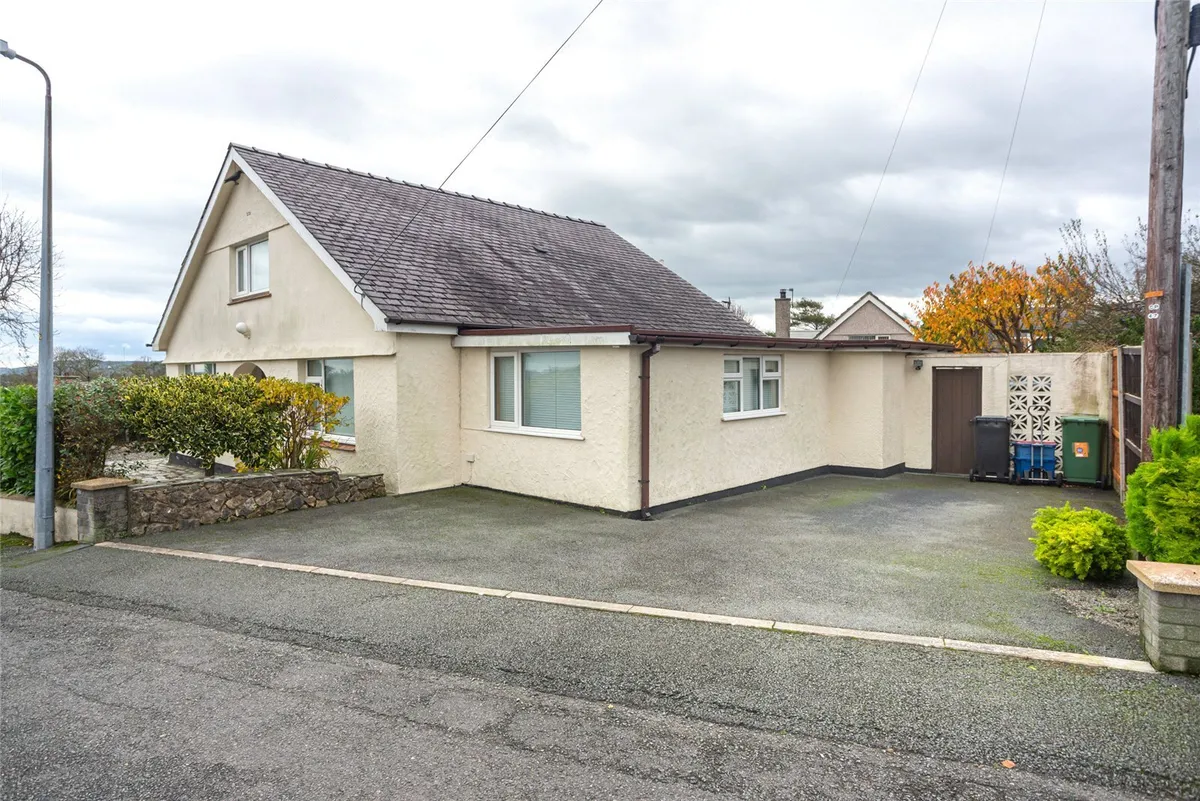 Gwel Y Don, Pentraeth, Isle Of Anglesey, LL75