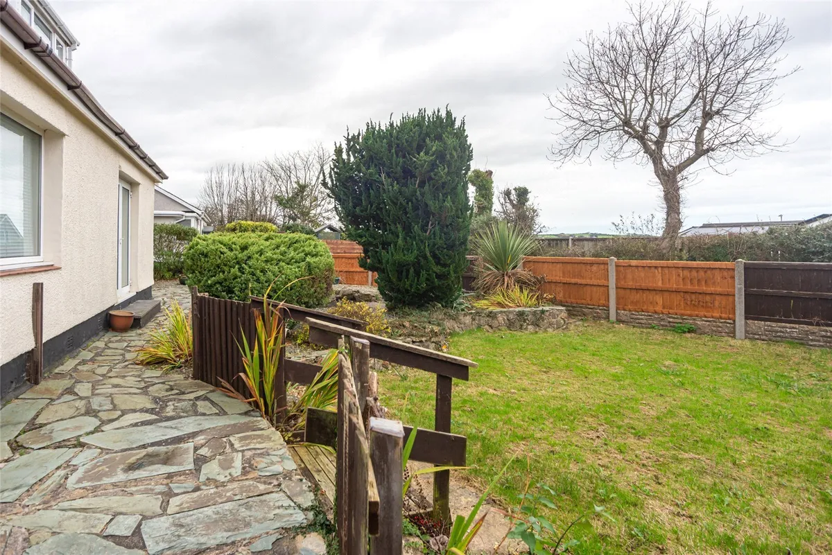Gwel Y Don, Pentraeth, Isle Of Anglesey, LL75