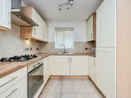 Ogilvie Close, Wendover, Aylesbury thumb 3