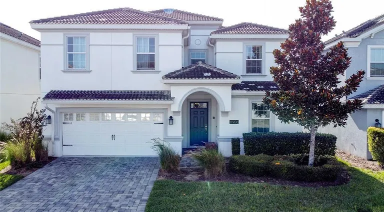 8906 Stinger Dr, Davenport, FL 33896