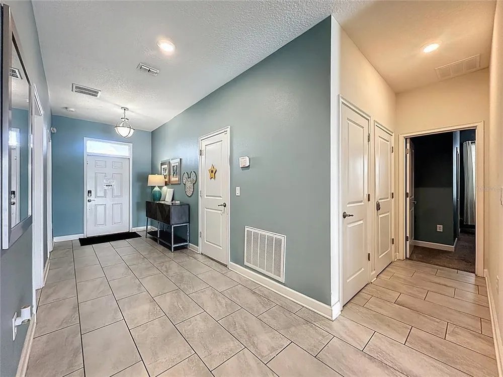 8906 Stinger Dr, Davenport, FL 33896