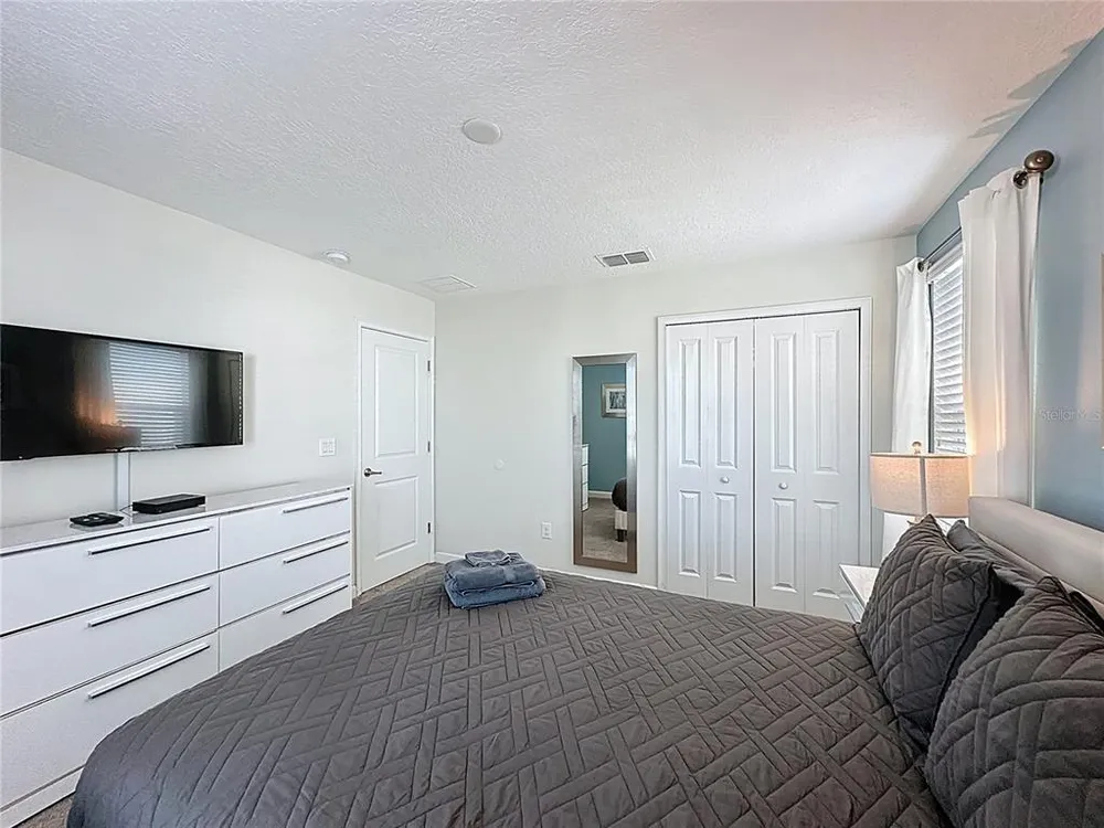 8906 Stinger Dr, Davenport, FL 33896