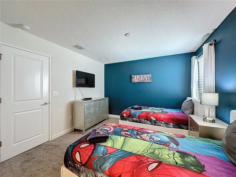 8906 Stinger Dr, Davenport, FL 33896