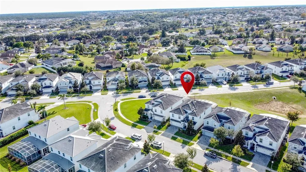 8906 Stinger Dr, Davenport, FL 33896