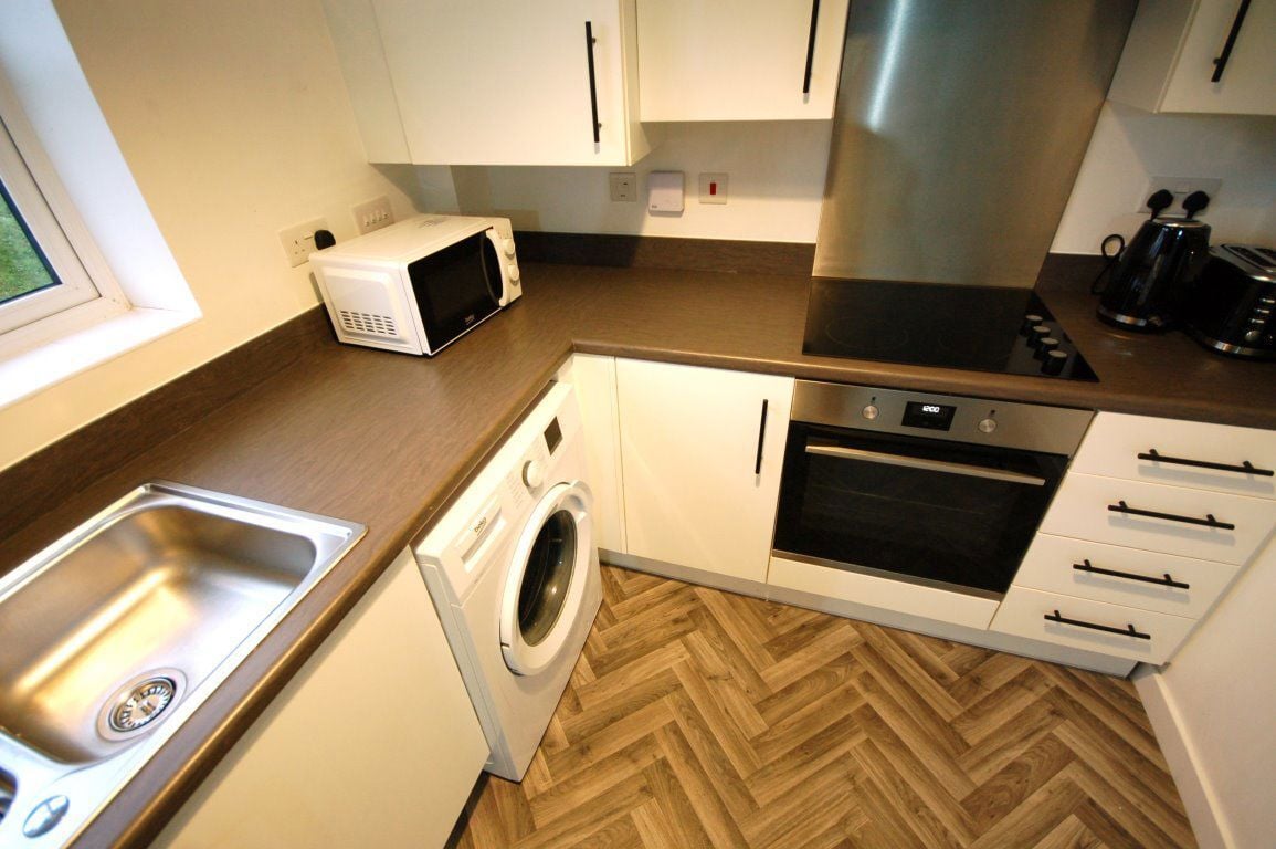 Flat 2, 43 Heroes Drive, B29 6US Image 4