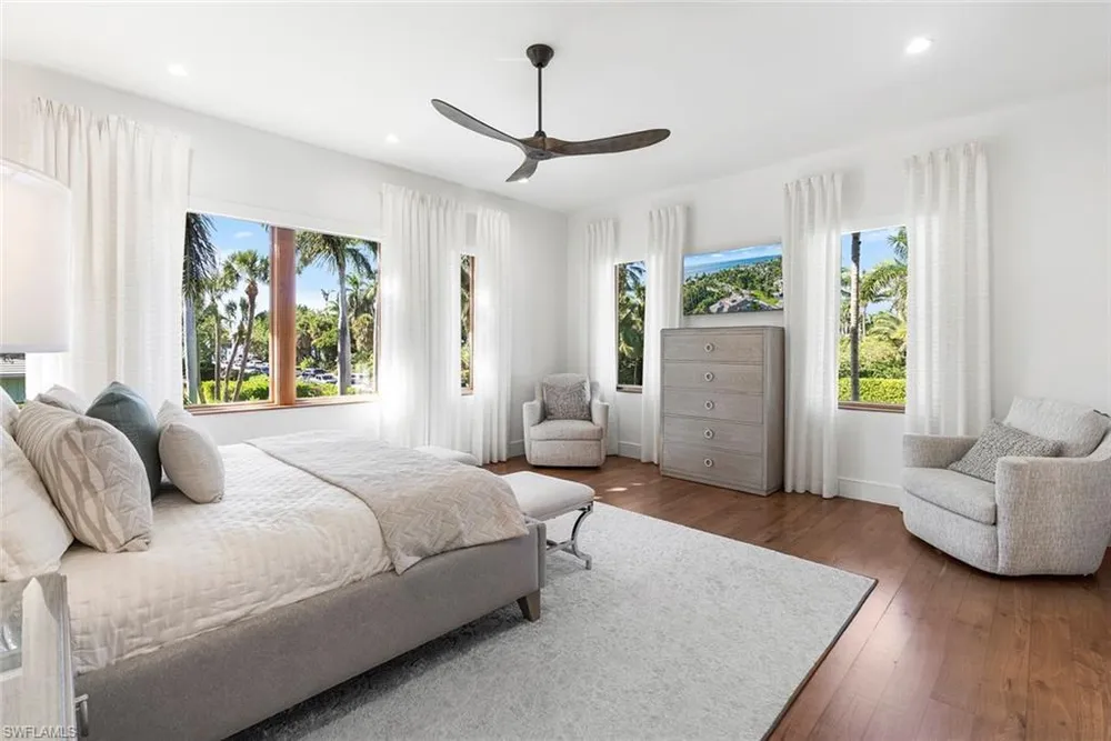 1441 Gulf Shore Blvd S, Naples, FL 34102