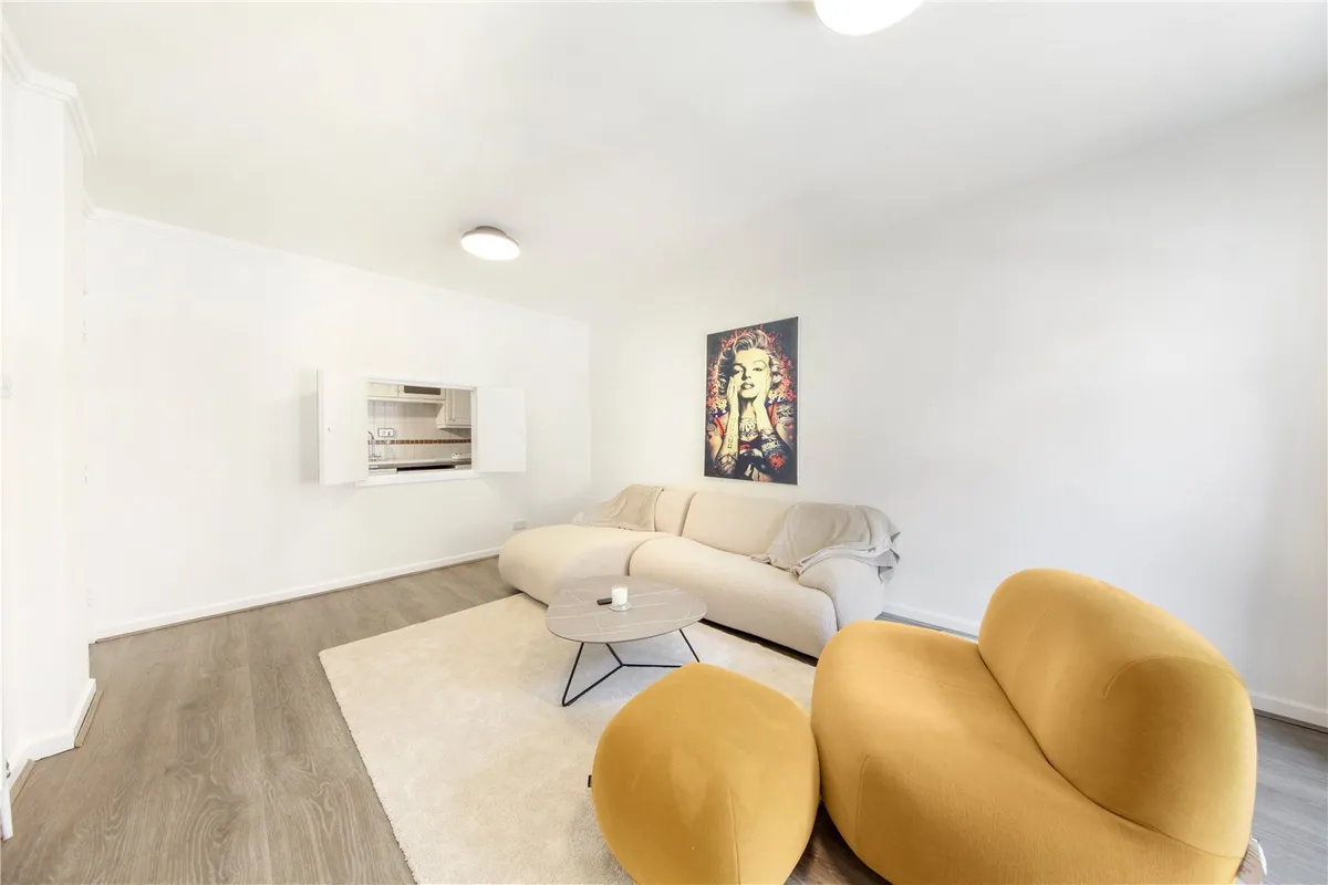 Earls Court Road, London, W8