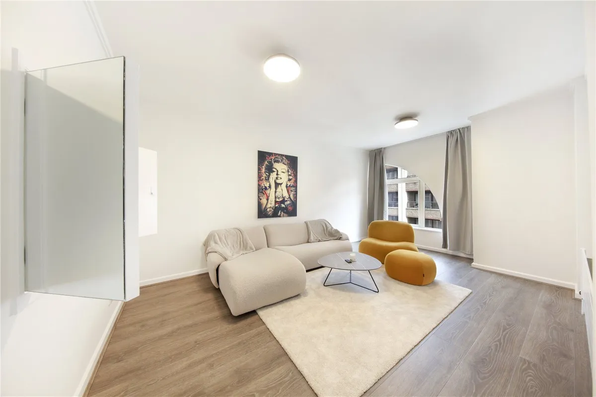 Earls Court Road, London, W8
