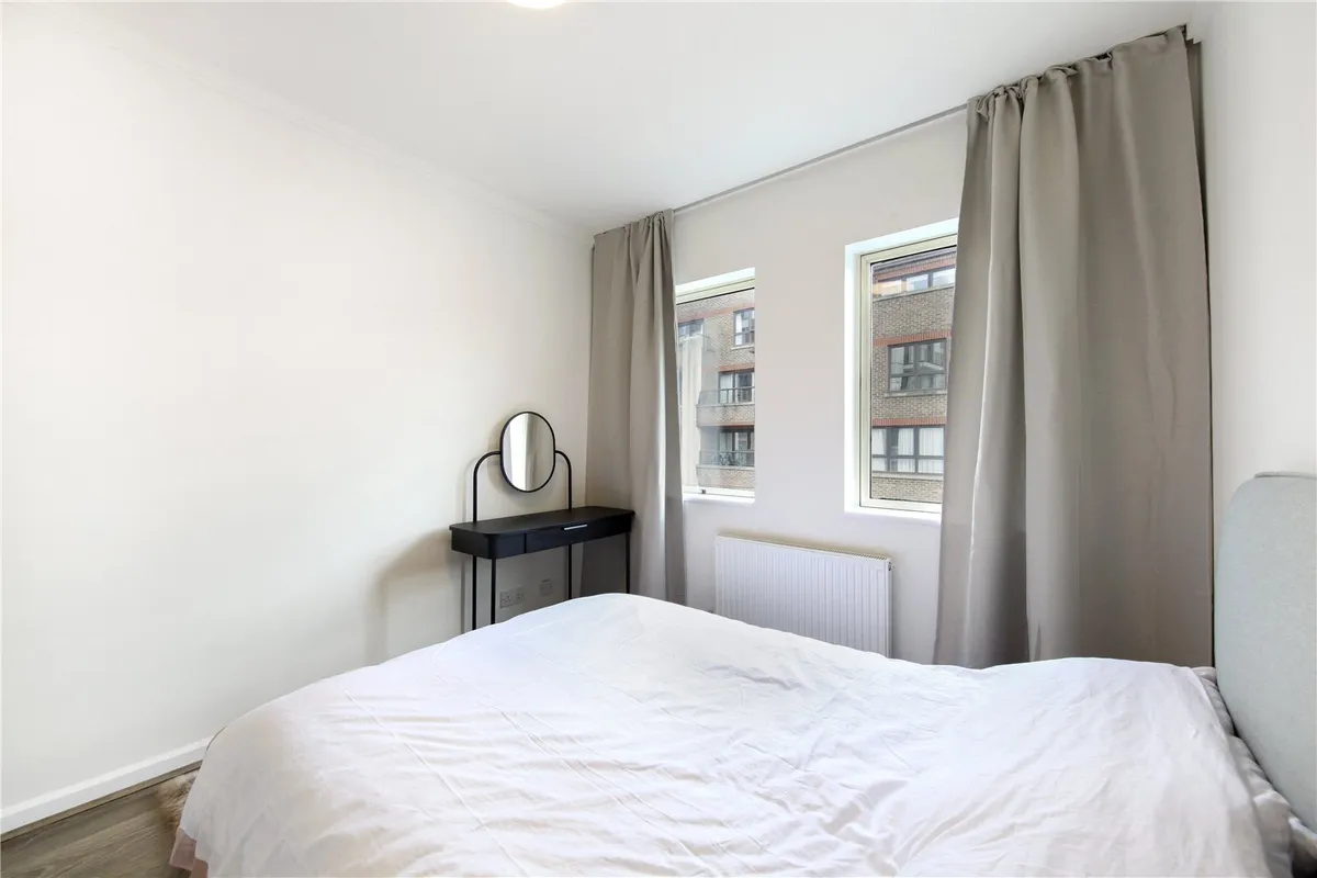 Earls Court Road, London, W8