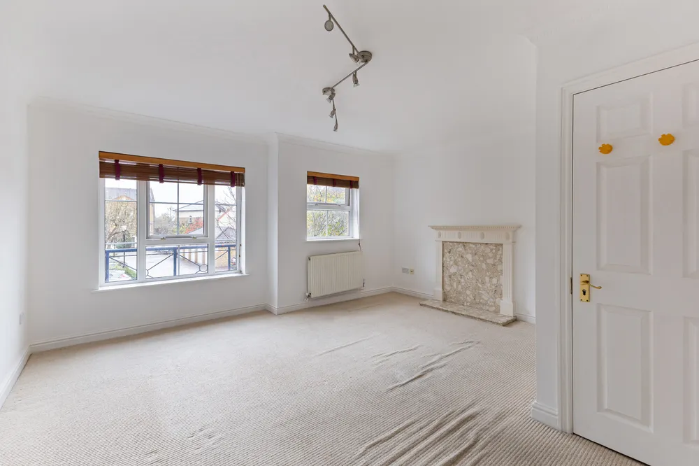 Malthouse Drive, London, W4
