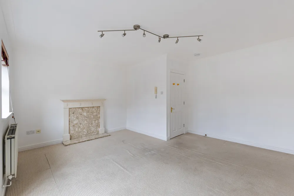 Malthouse Drive, London, W4