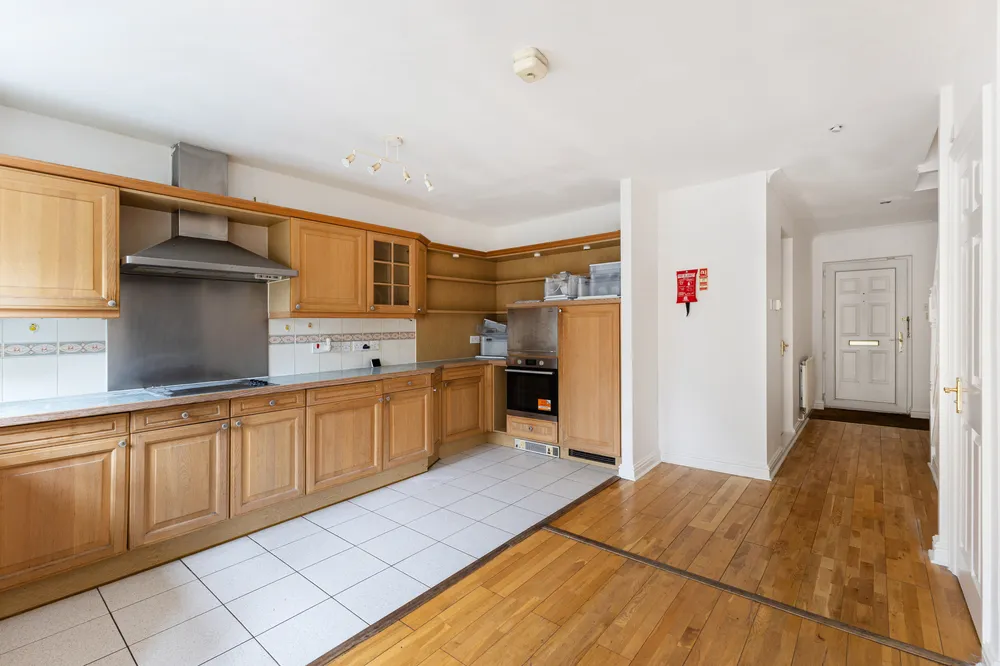 Malthouse Drive, London, W4