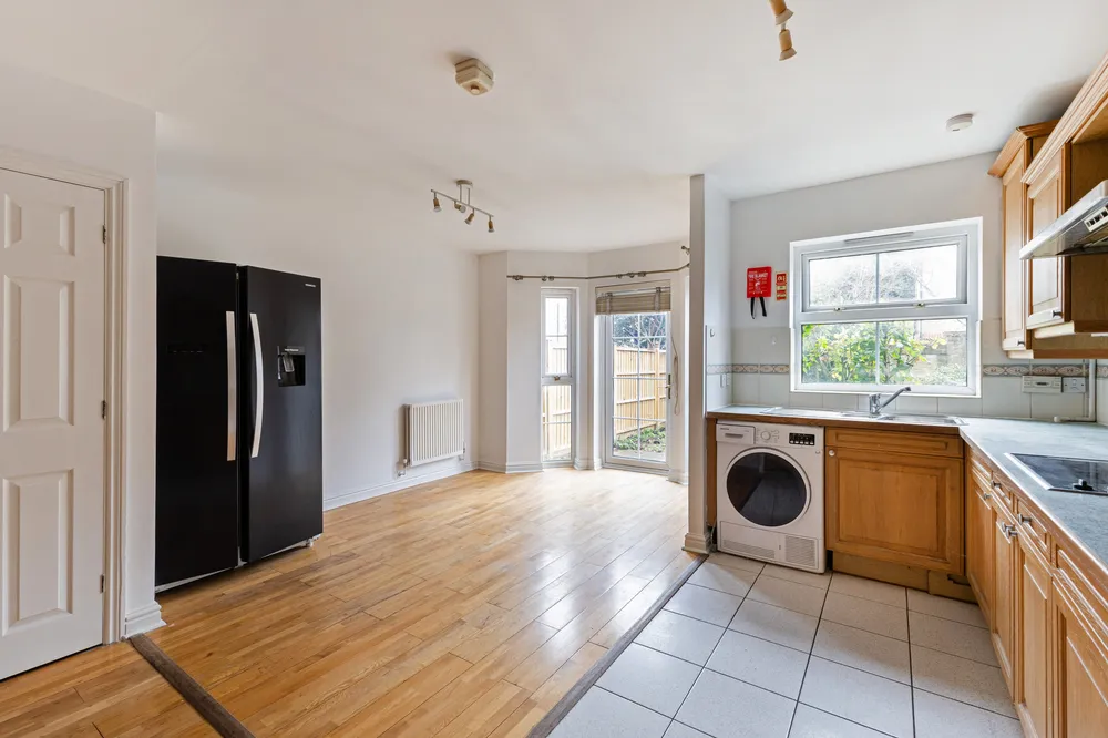 Malthouse Drive, London, W4