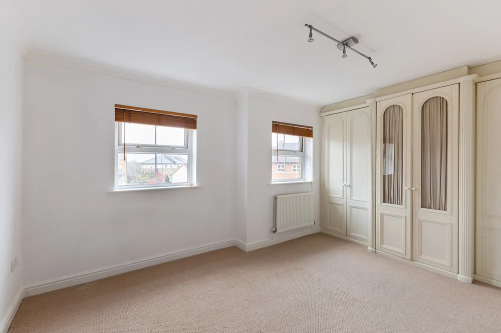 Malthouse Drive, London, W4