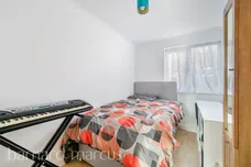 Pixton Way, Croydon