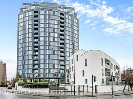 Newgate, Croydon thumb 2