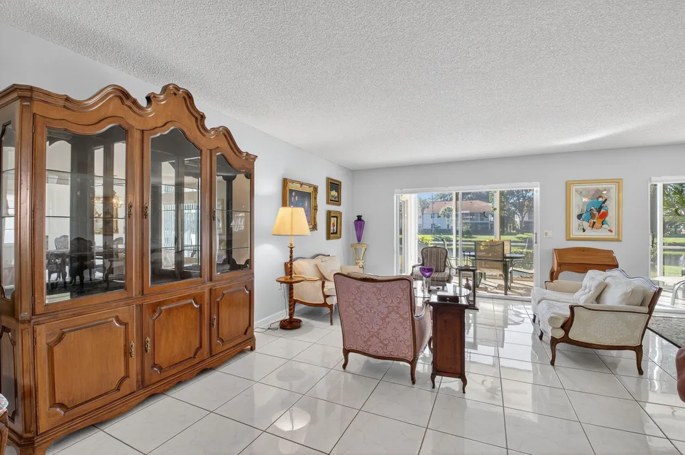 7342 Lake Meadow Way, Boynton Beach, FL 33437