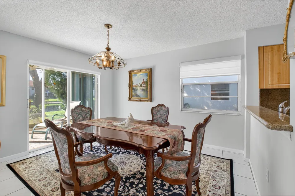 7342 Lake Meadow Way, Boynton Beach, FL 33437