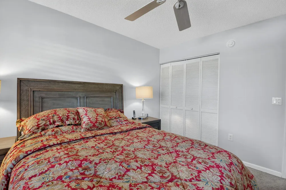 7342 Lake Meadow Way, Boynton Beach, FL 33437