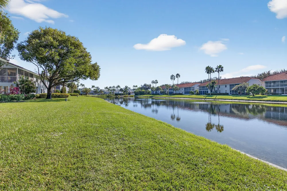 7342 Lake Meadow Way, Boynton Beach, FL 33437