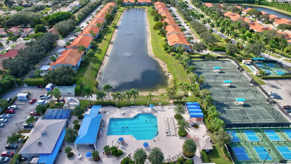 7342 Lake Meadow Way, Boynton Beach, FL 33437
