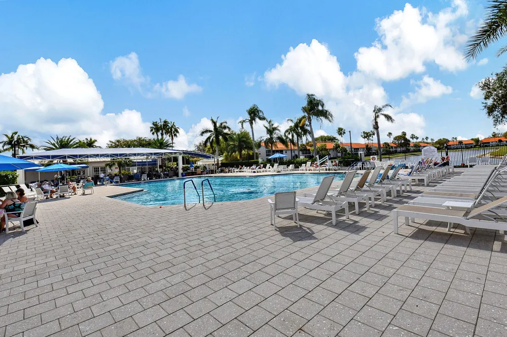 7342 Lake Meadow Way, Boynton Beach, FL 33437