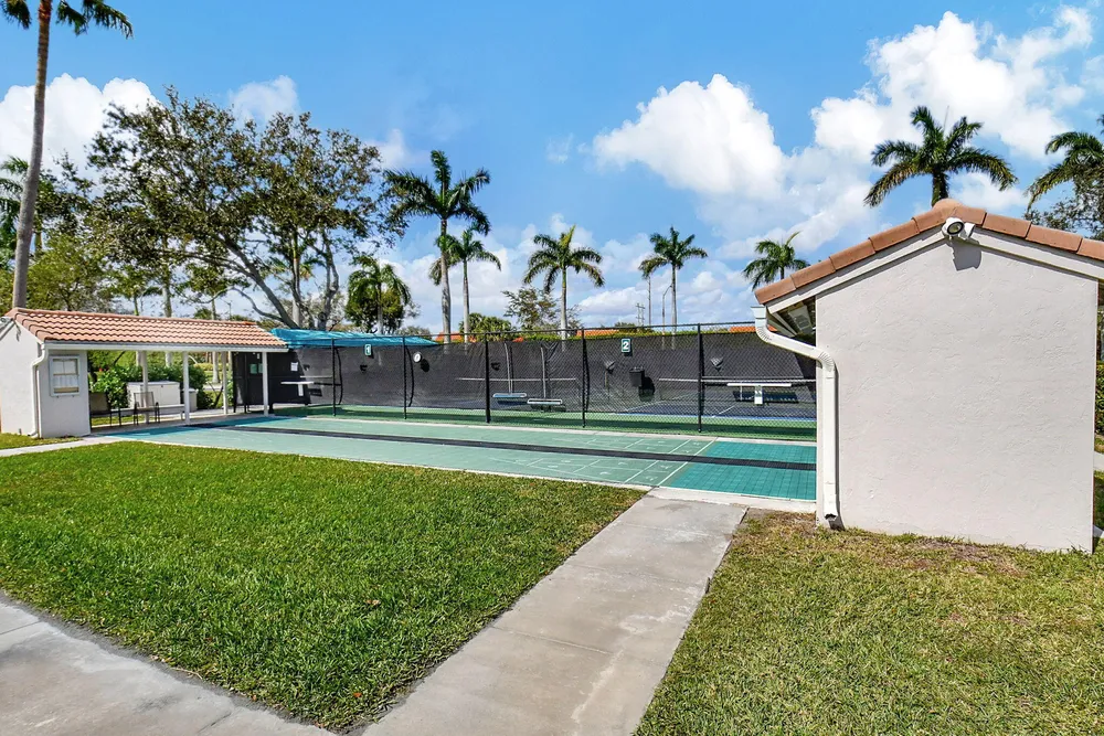 7342 Lake Meadow Way, Boynton Beach, FL 33437