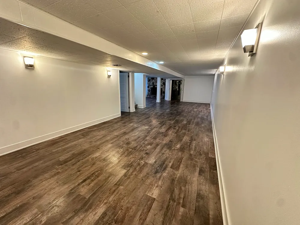909 S Emerson St, Mount Prospect, IL 60056