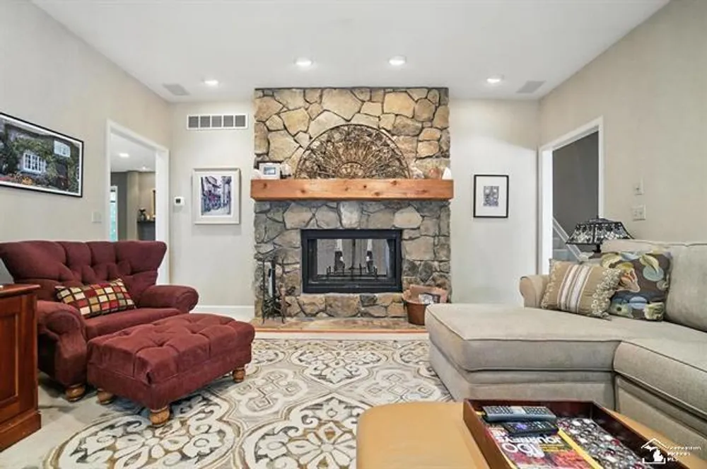 510 Lafayette Ave, Monroe, MI 48162