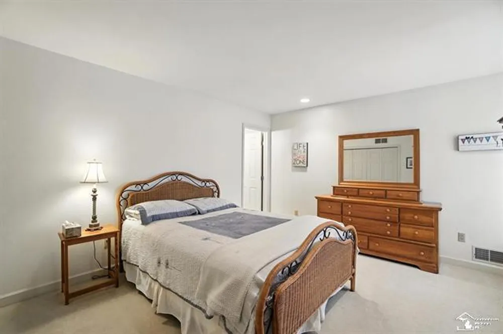 510 Lafayette Ave, Monroe, MI 48162