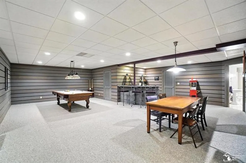 510 Lafayette Ave, Monroe, MI 48162