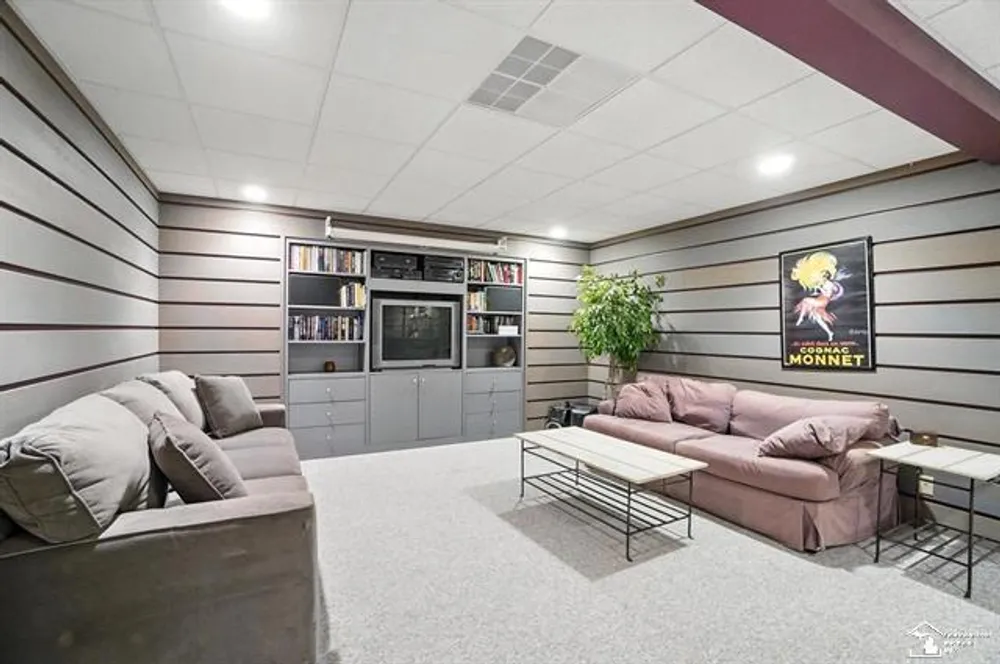 510 Lafayette Ave, Monroe, MI 48162