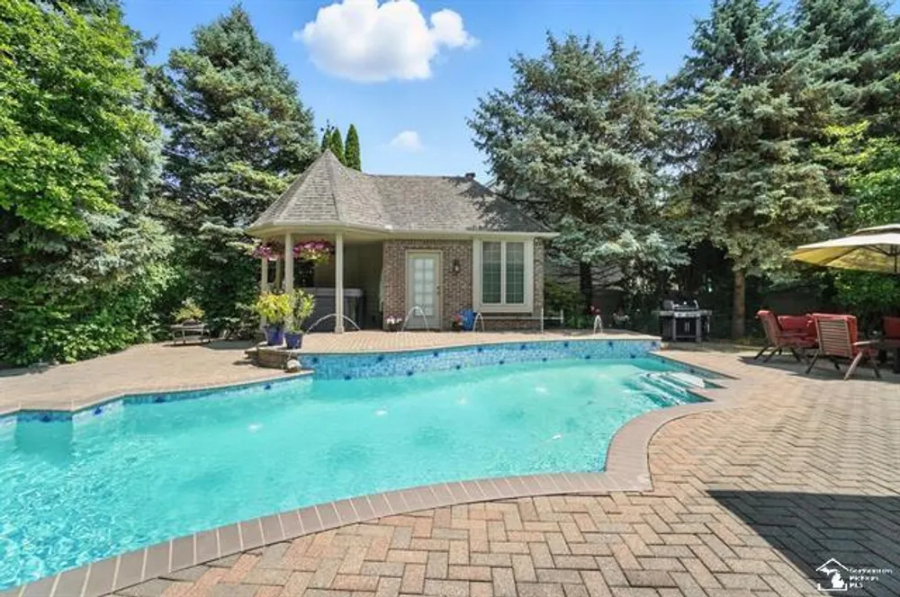 510 Lafayette Ave, Monroe, MI 48162