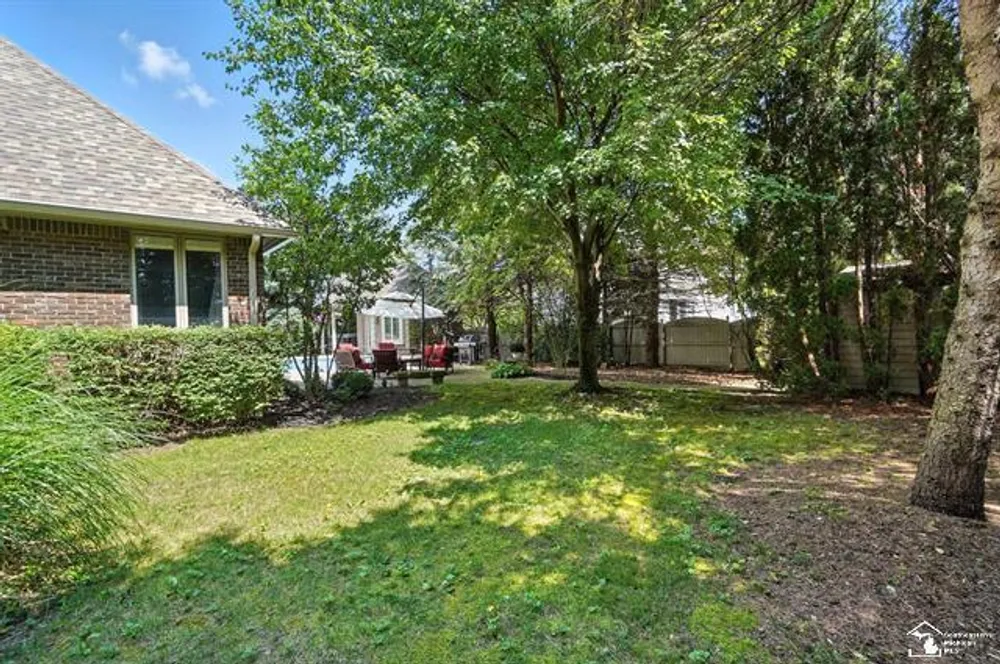 510 Lafayette Ave, Monroe, MI 48162
